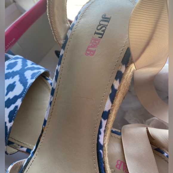 Just Fab Blue and White Ikat-Printed Wedges - Picture 7 of 9